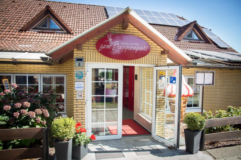 Landhotel Zum Baggernpuhl Wachow Exterior foto